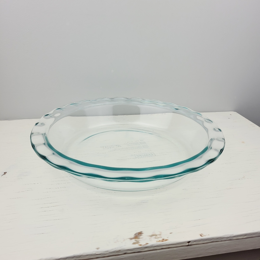 Scalloped Edge Pie Plate Vintage Pyrex Clear Glass